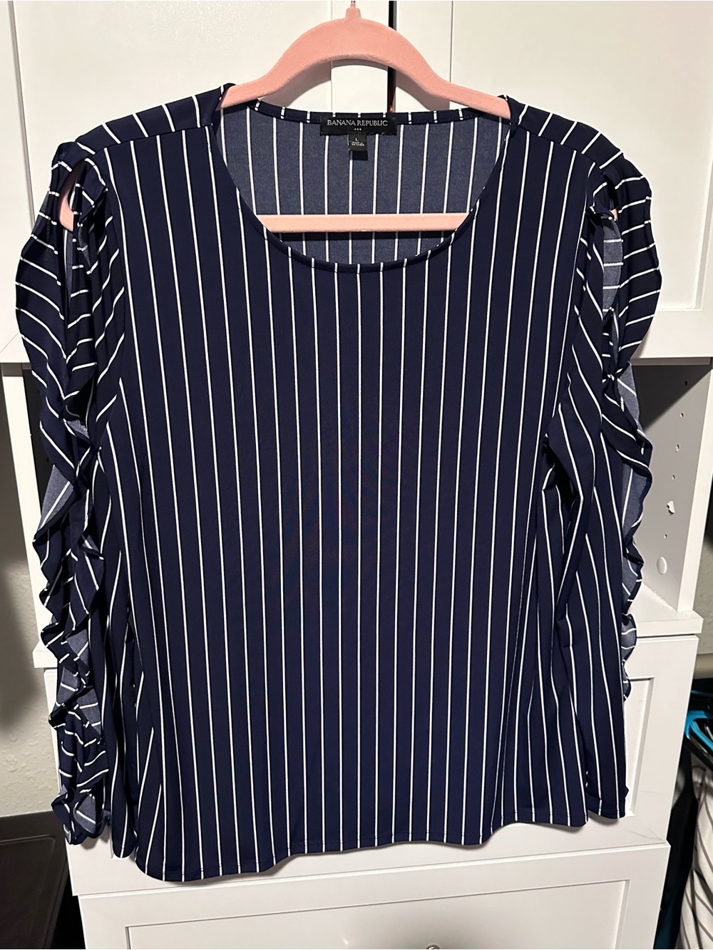 Banana Republic Navy Pinstripe Ruffle Sleeve Blouse Size Large